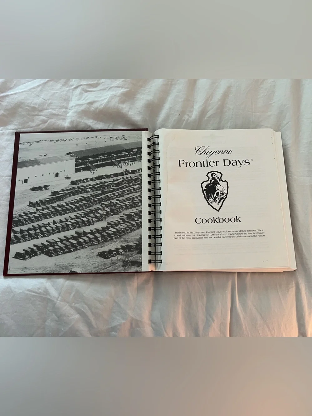 Cheyenne Frontier Days Daddy of 'Em All Cookbook Hard Cover Rings Wyoming